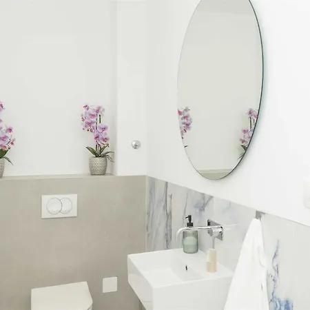 Vacay Luxury Blue With Sauna * Zmijavci