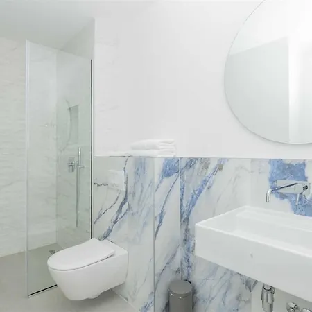 Vacay Luxury Blue With Sauna Zmijavci